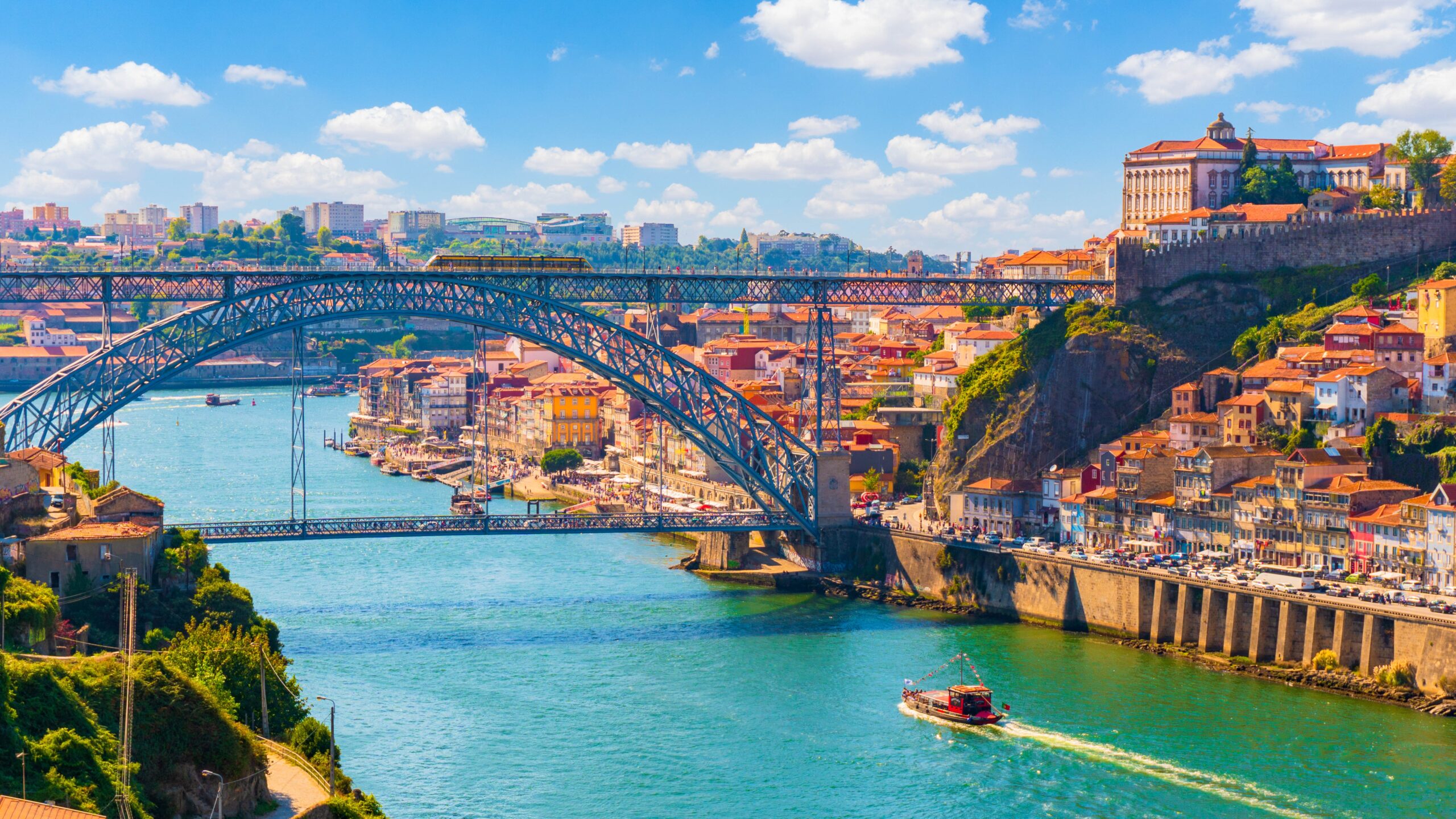 The Atlas Logistic Network is linking Porto, Portugal to the world 1